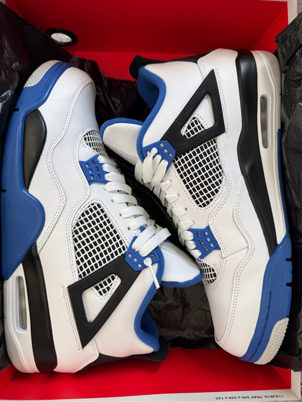 Air Jordan 4 Retro - Motorsport Sz 11 new in box never worn
